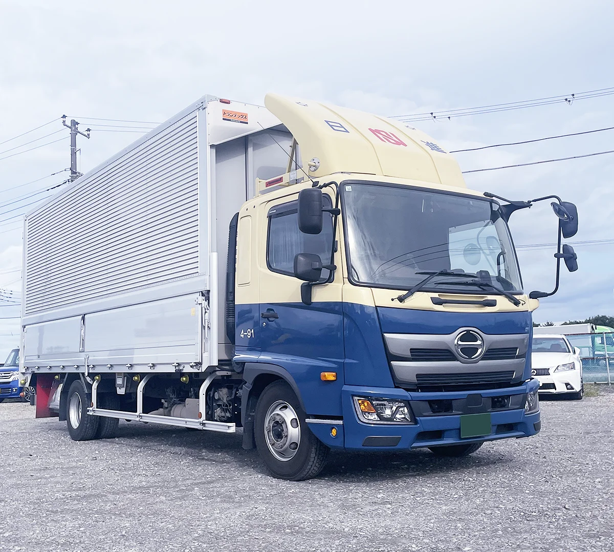 4tウイング セミワイド